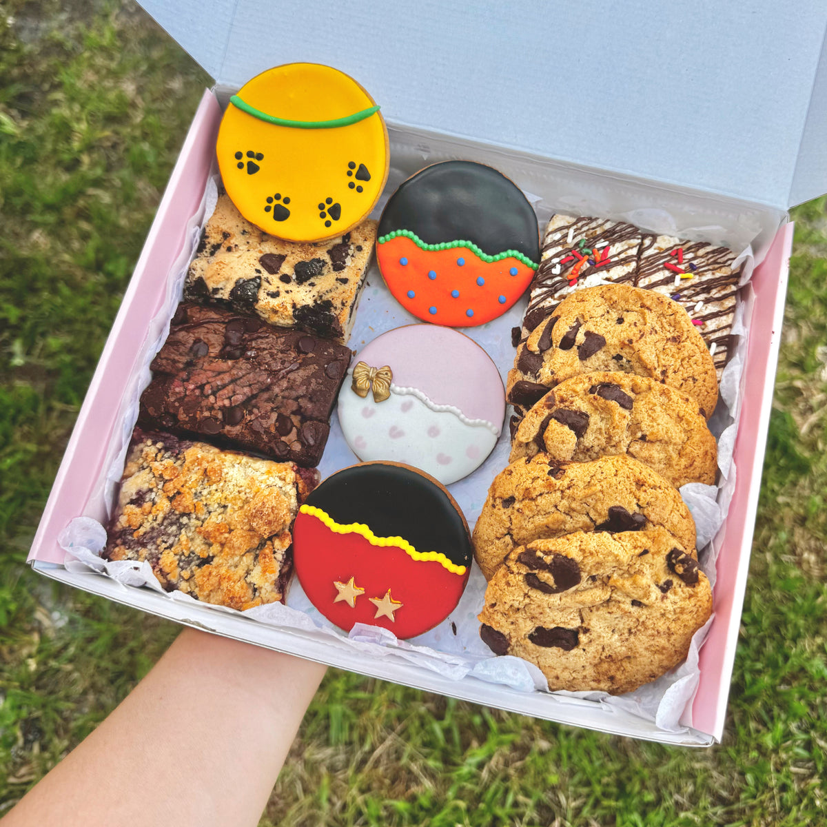 Happy Friends treat box with decorated sugar cookies, brownies and sweets by Imadia in Orlando
